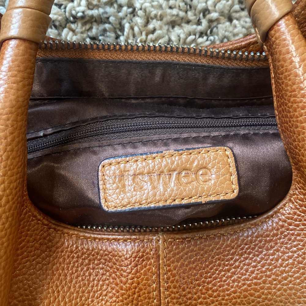 Iswee Brown Leather Purse with Crossbody Strap Cognac Tan - Picture 6 of 11